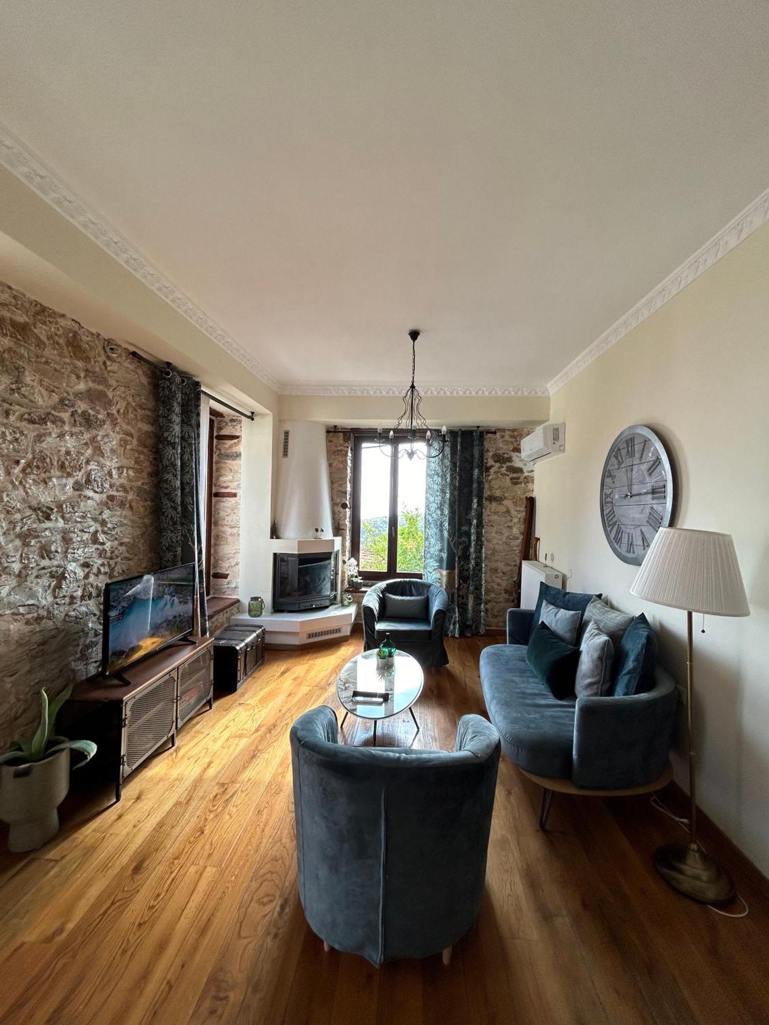 Νόνη Apartment Miléai Екстериор снимка